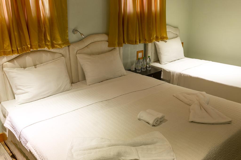 Zest Cabana Maafushi Room photo